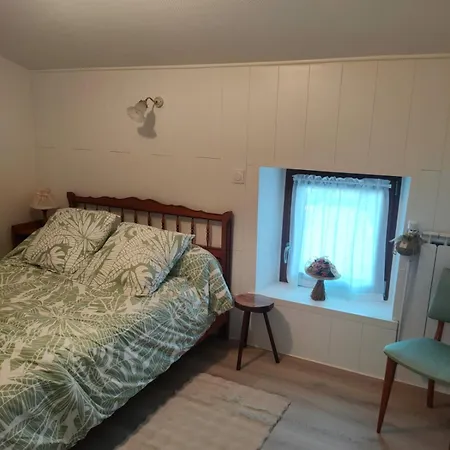 Le Des Bernadettes Apchat