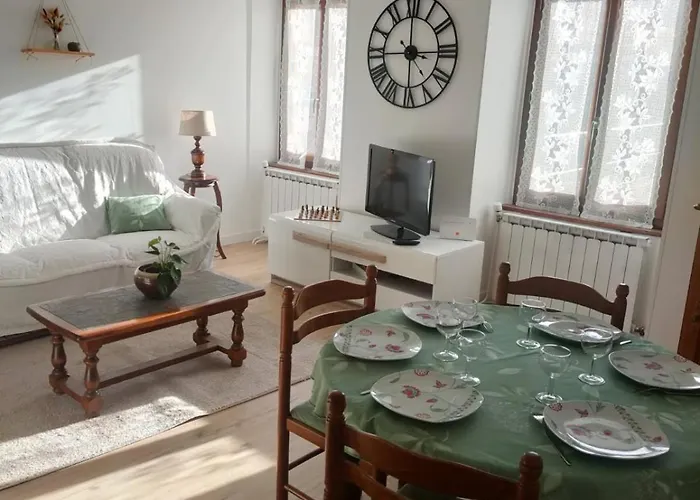 Le Des Bernadettes Holiday home