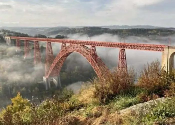 Le Des Bernadettes Holiday home