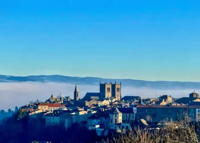 Le Des Bernadettes Holiday home *